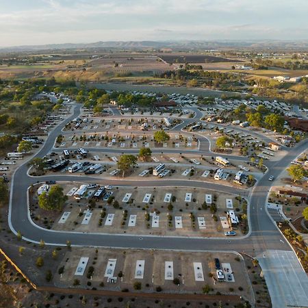 Hotel Sun Outdoors Paso Robles Esterno foto