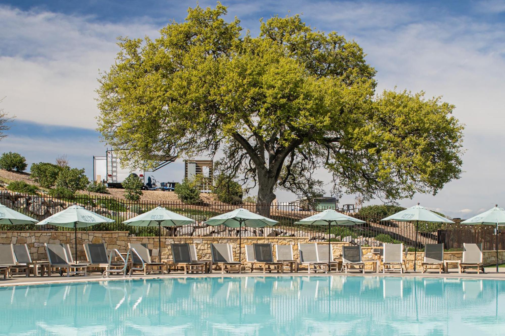 Hotel Sun Outdoors Paso Robles Esterno foto