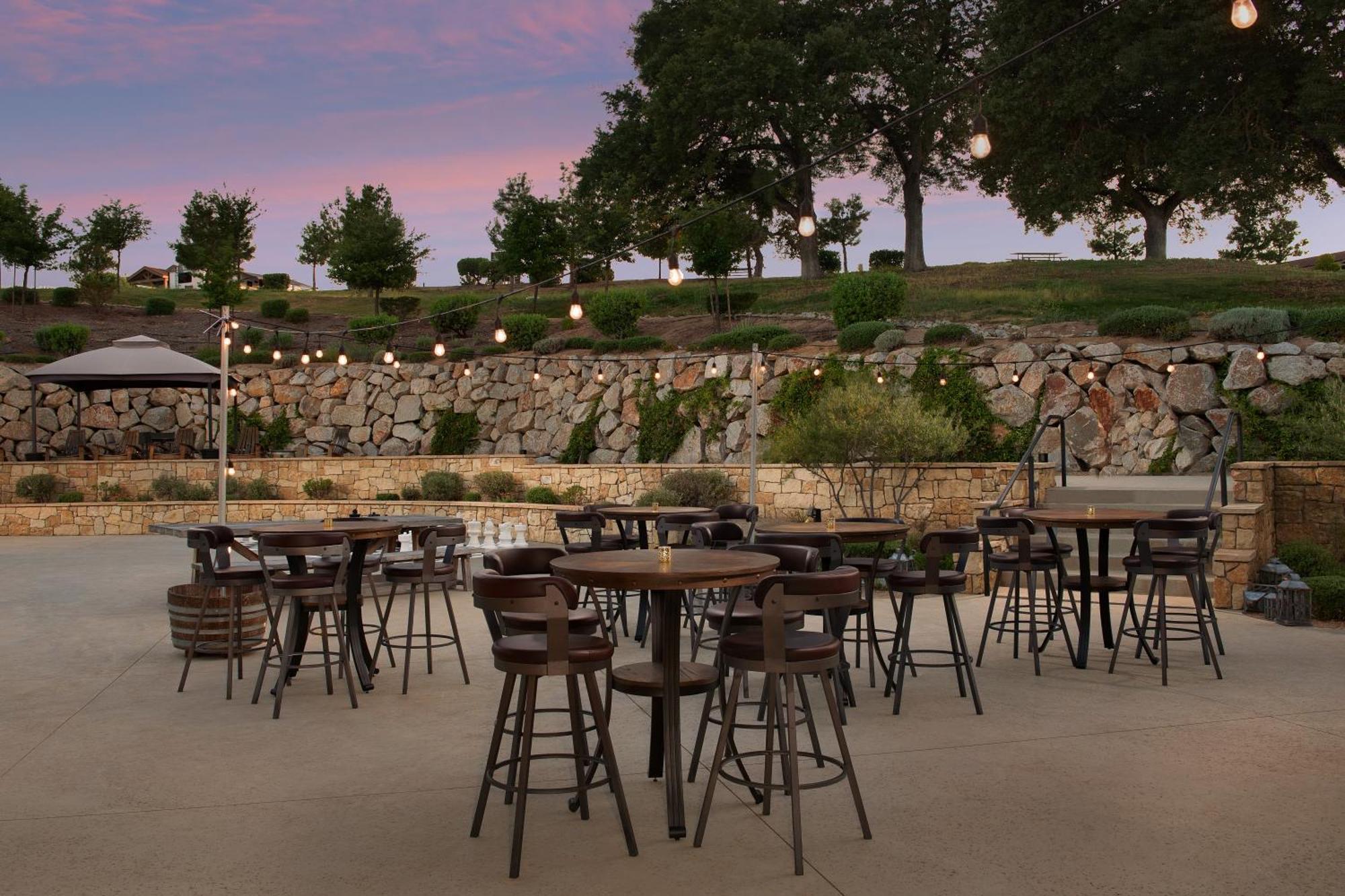 Hotel Sun Outdoors Paso Robles Esterno foto